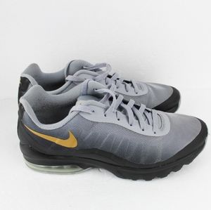 Air Max Invigor Black Metallic Gold